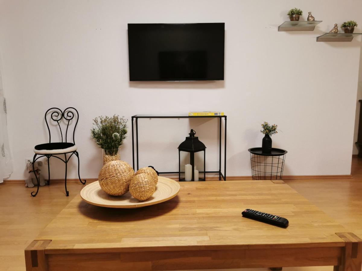 Schoene 3-Zimmer Erdgeschosswohnung Am Bergpark,Unesco,Therme,Train, Wilhelmshoeher Allee 329 Kassel Zewnętrze zdjęcie